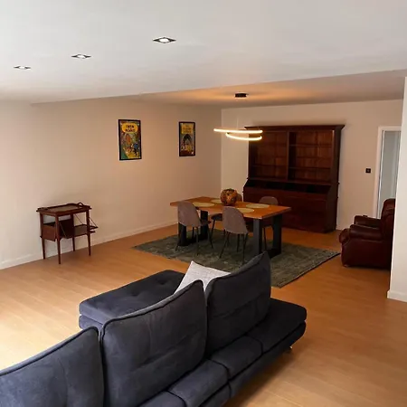Apartment ' Tintin Travels'